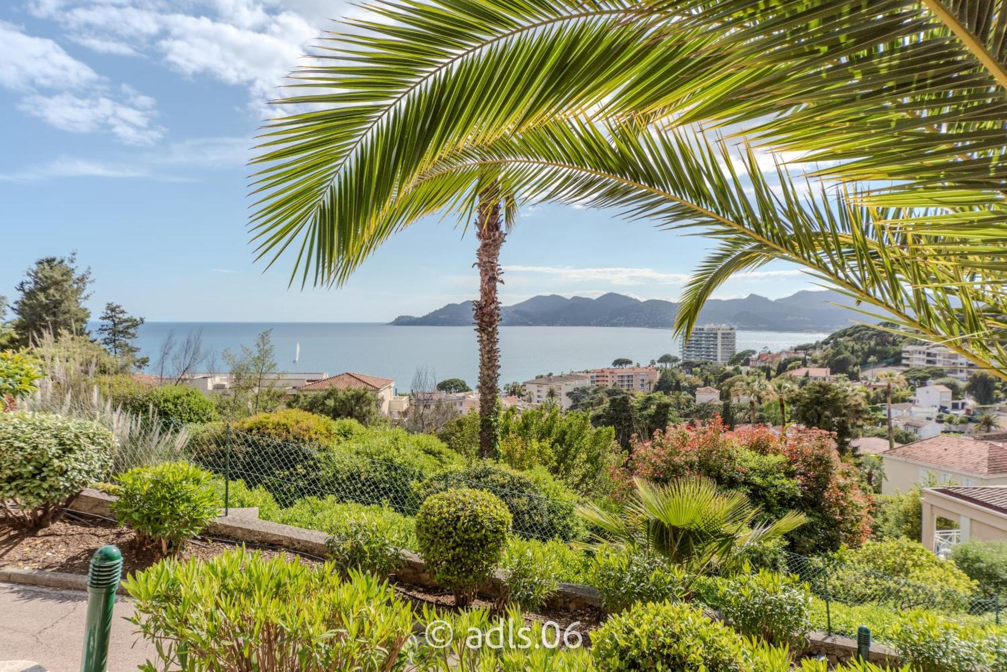 Un Studio De Charme Vue Mer & Piscine D'Exception Cannes Ngoại thất bức ảnh